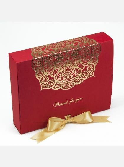Подарочная коробка Wonderpack с золотым тиснением и атласной лентой, красная Подарочная коробка