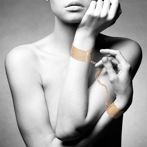 Браслеты - наручники MAGNIFIQUE золотистый металл, Bijoux Indiscrets Браслеты наручники